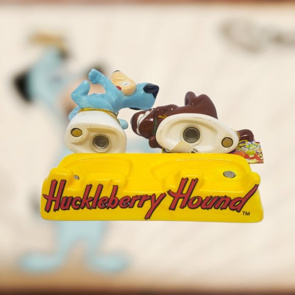 Huckleberry Hound & Deputy Dog Salt'n Pepper Set - Hanna-Barbera - Magnetic - Picture 3 of 10
